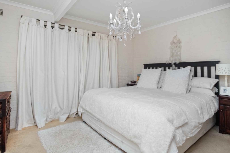 3 Bedroom Property for Sale in Penzance Estate Western Cape